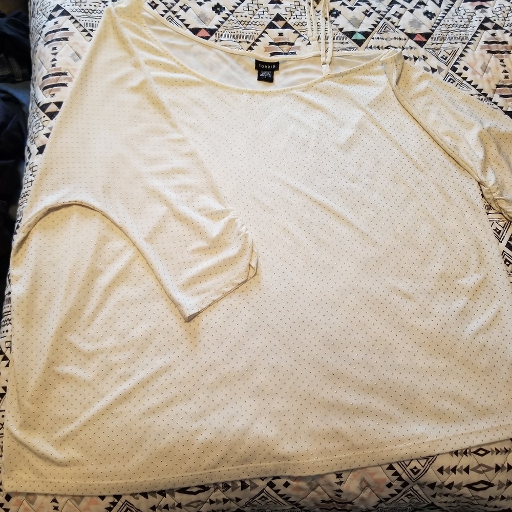 Torrid size 3 cold shoulder top